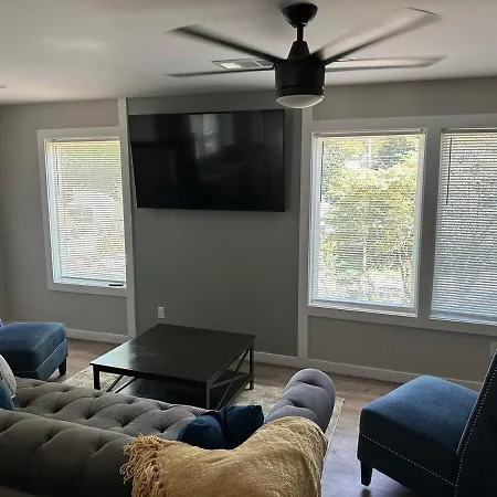 Welcome To Your Atlanta Retreat! Nice And Cozy